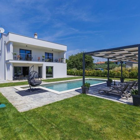 Holiday Home Villa Essea By Interhome Kanfanar Exterior photo